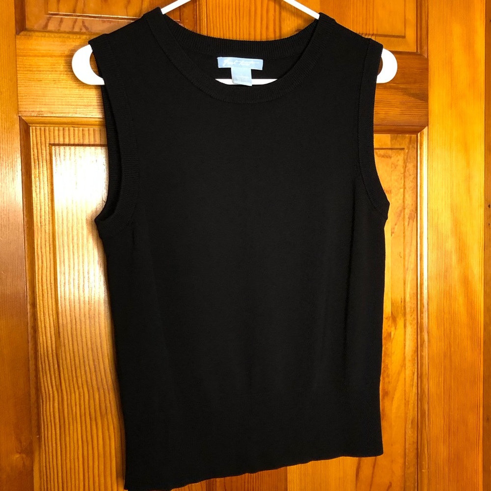 Black sleeveless sweater French Twist size Large